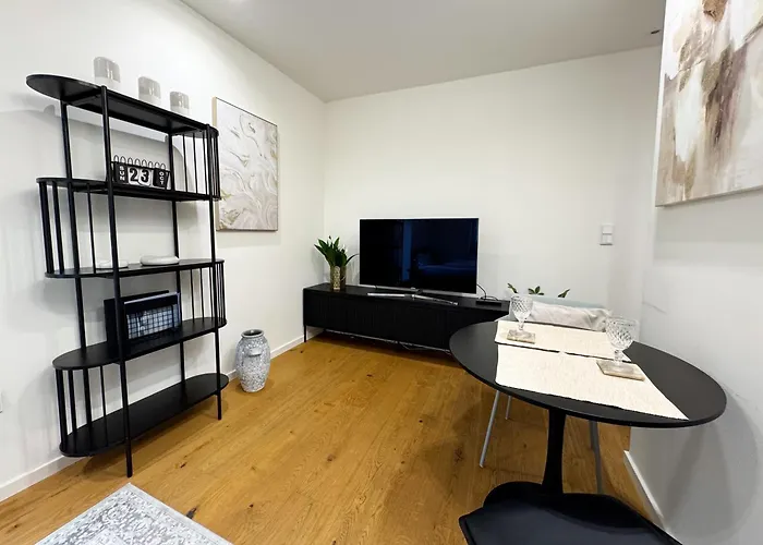 Ma - Provino - Zentrum * Augsburg